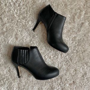 Madden Girl | Black Ankle Boot Size 6.5 Women’s